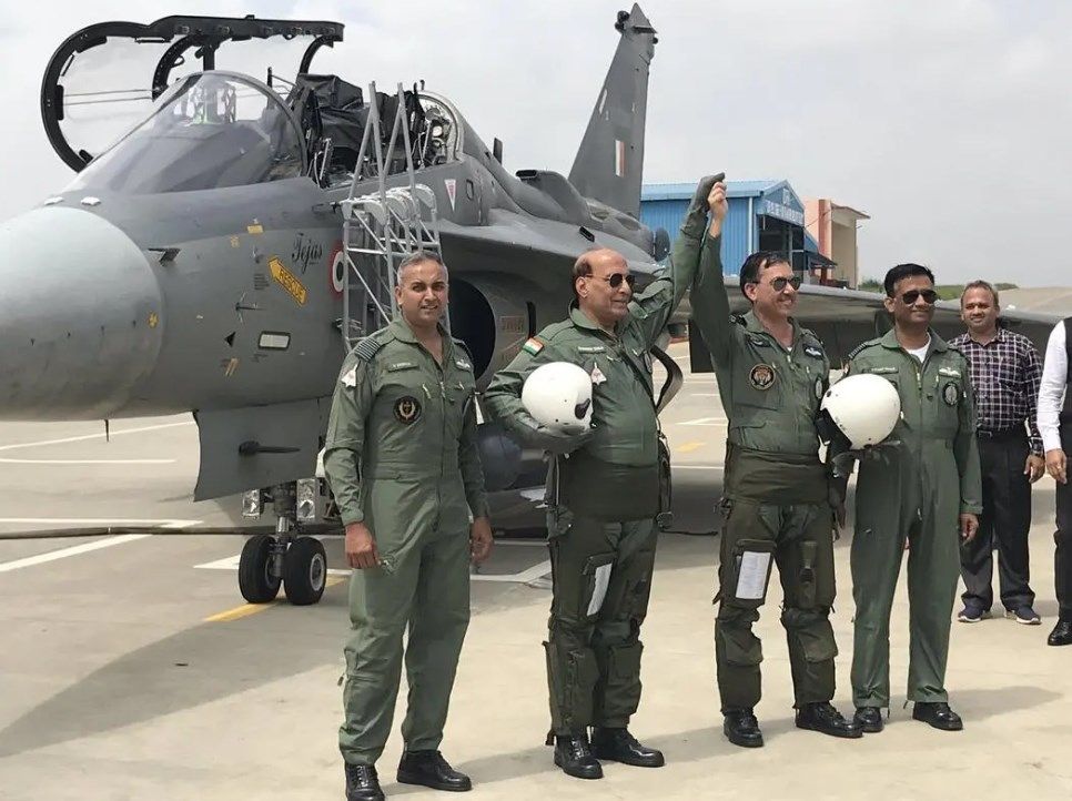 枭龙战机出局光辉战机迎来马来西亚订单？印媒：比枭龙更强更便宜