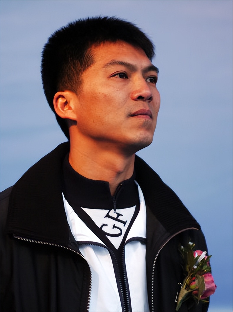 江嘉良吴玉芳全家福,江嘉良吴玉芳续写人生