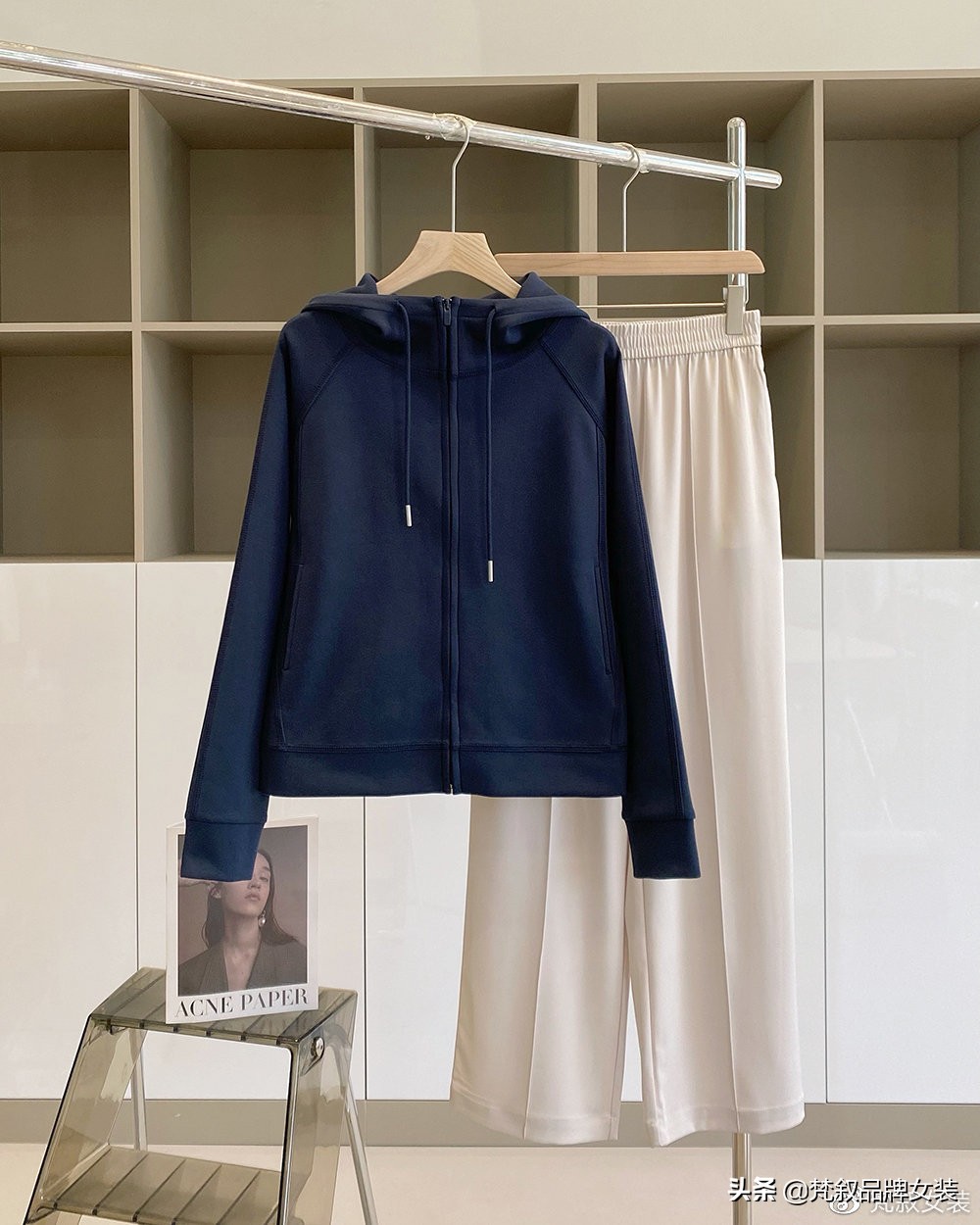 梵叙女装卫衣,阜新梵叙品牌女装集合店