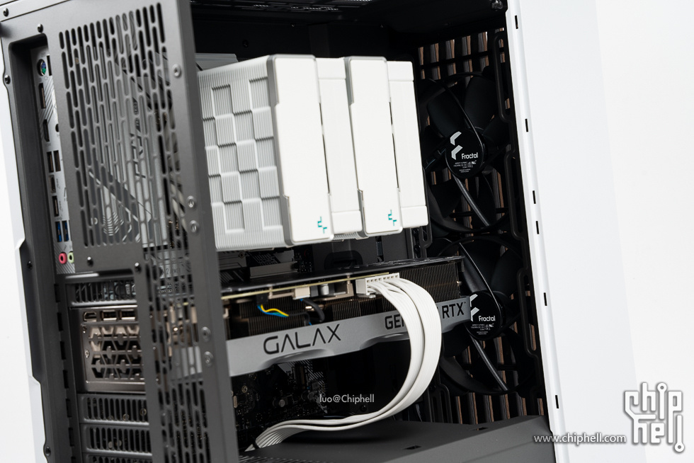 进化游戏空间,分型工艺North装机展示