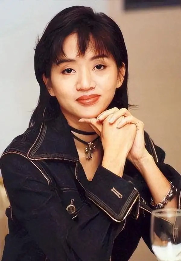 梅艳芳夕阳之歌和陈慧娴哪个更好,梅艳芳和陈慧娴同一首歌谁先发布