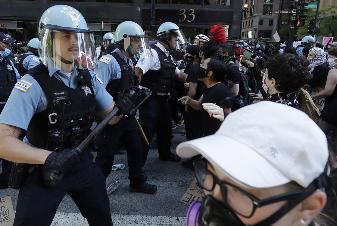 如果你被警察抓了怎么办,当你被美国警察拦住该怎么办