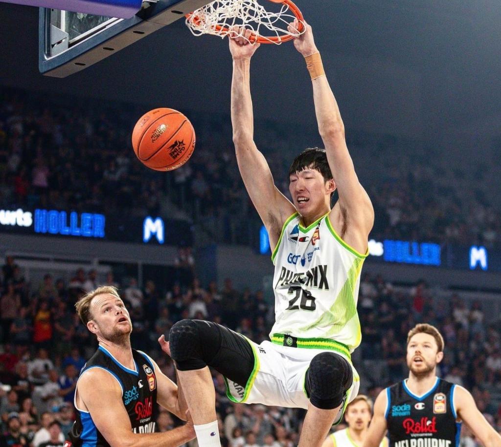 王哲林对周琦比赛,陶汉林强于周琦王哲林