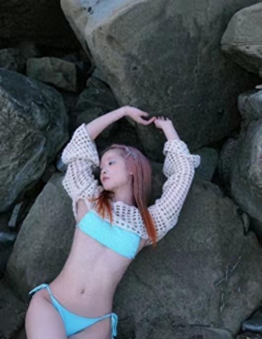 半露*裤内**、露下乳？这些女明星真是把诱惑穿在了身上