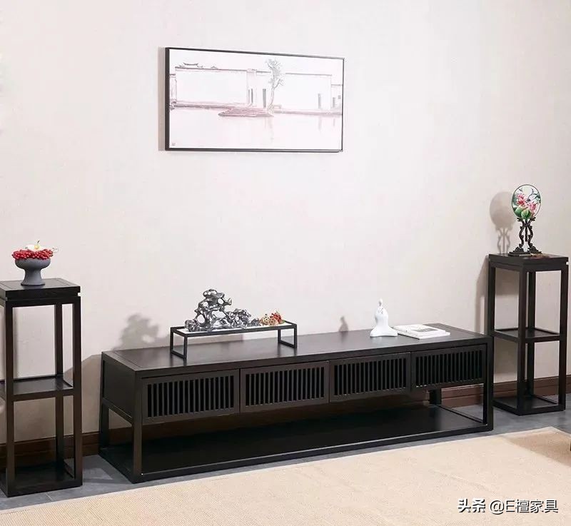 新中式电视柜两边放什么最好,新中式电视柜款式效果图