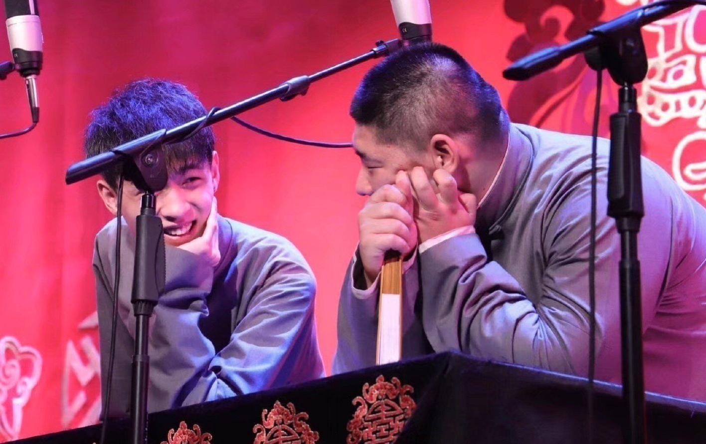 德云社张云雷岳云鹏秦霄贤孟鹤堂,岳云鹏秦霄贤同台说相声