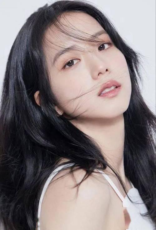 海飞丝清扬阿道夫洗发水哪个更好,洗发水是清扬的好还是海飞丝的好