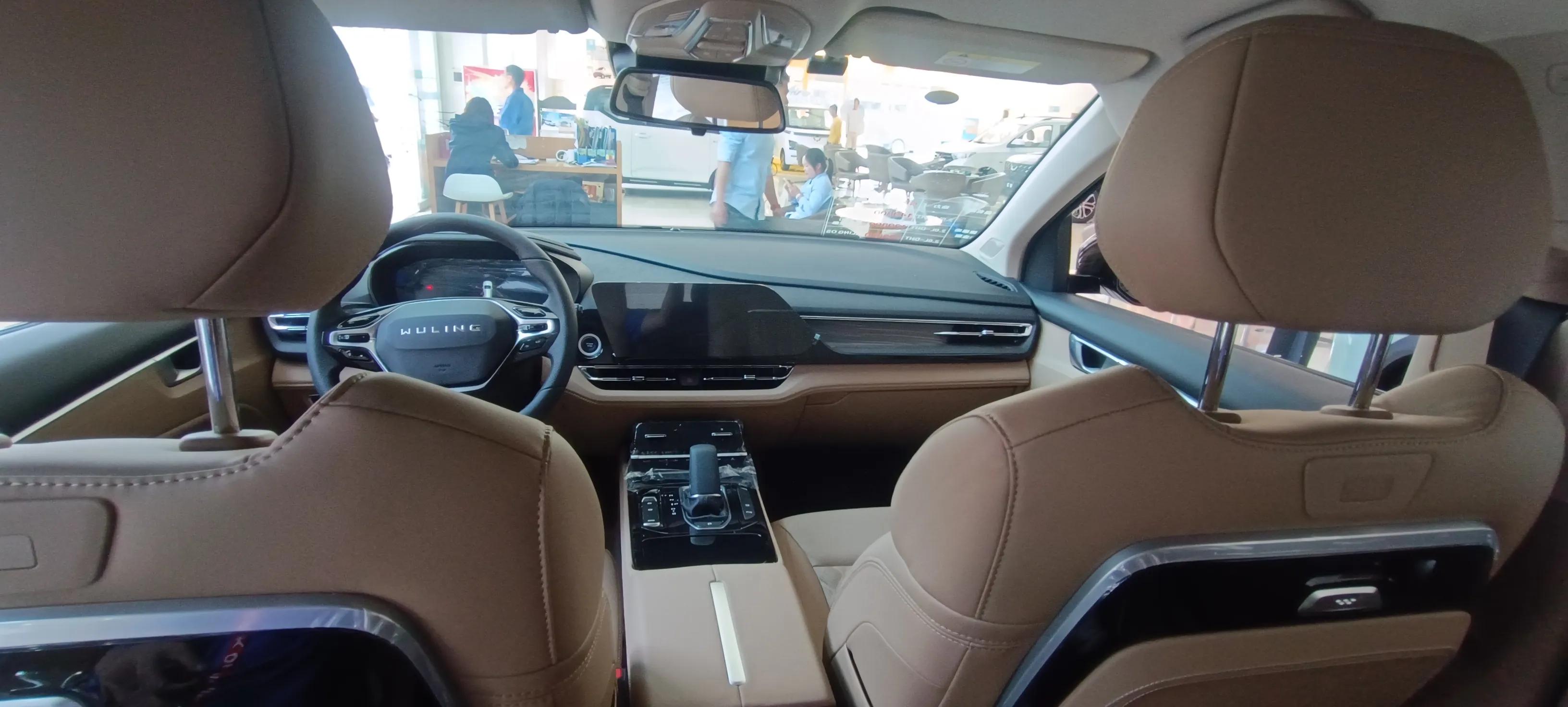 奶爸玩车记,奶爸看车