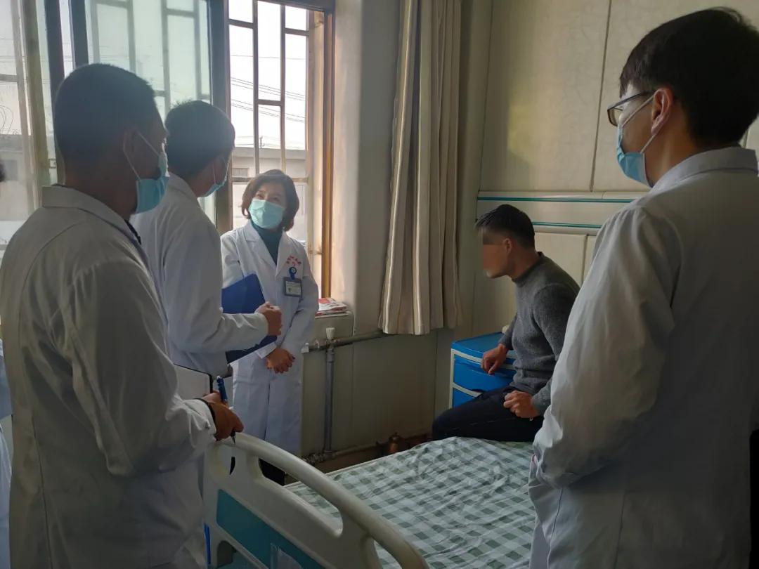 兰州大学第二医院心理卫生科主任,兰大二院心理卫生科李玲