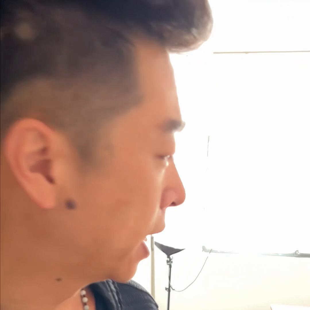 做一下简单的自我介绍,做一个简单的个人介绍