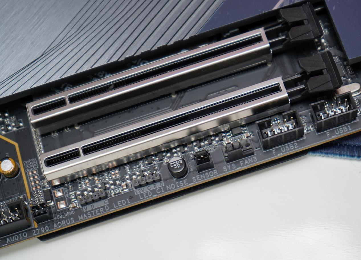 技嘉z790超级雕主板有几种规格,技嘉z790m小雕主板详解