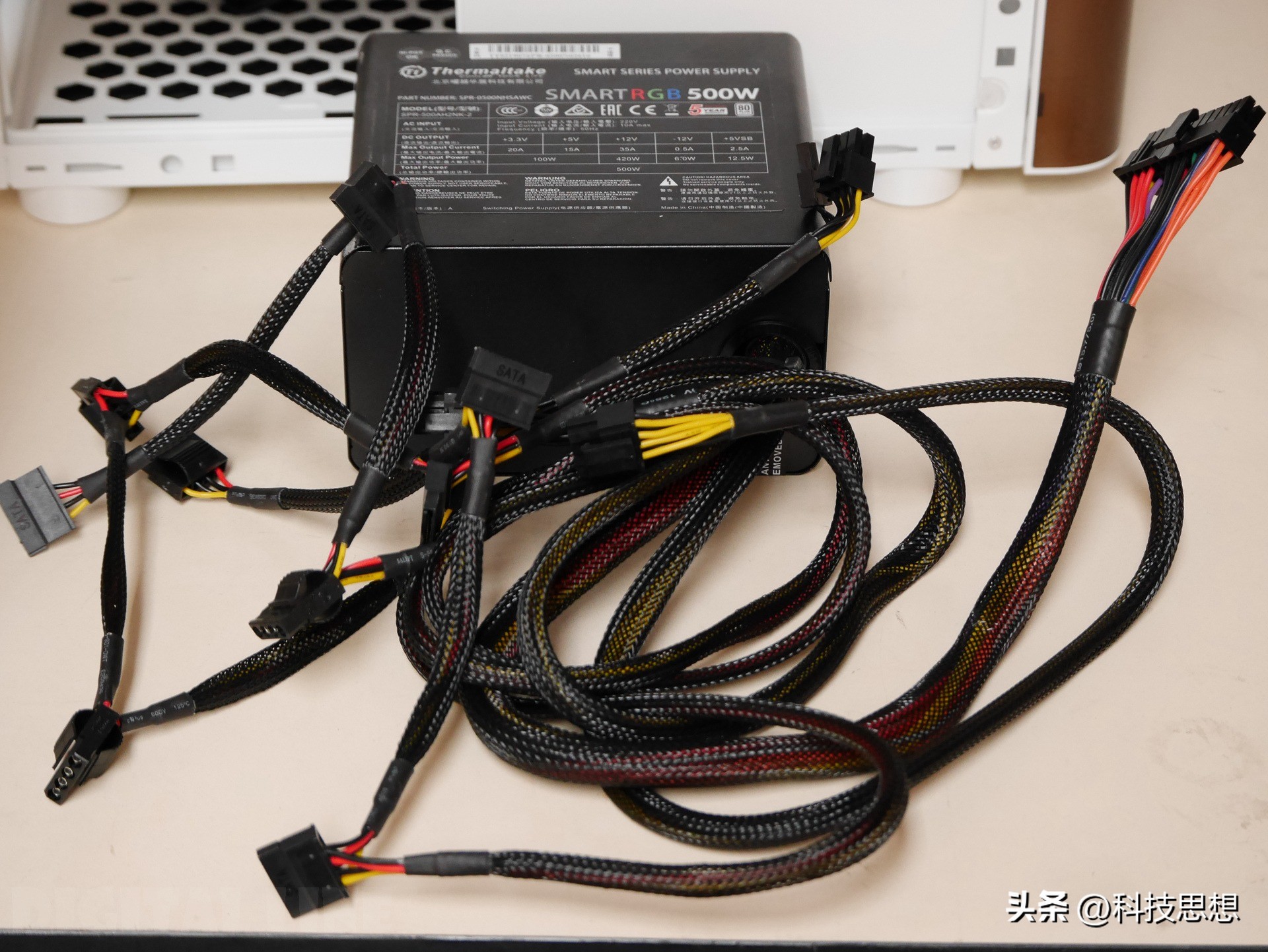 上手体验TtSmart彩色电源,一起来看看