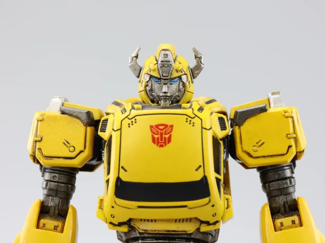 变形金刚塞伯坦大黄蜂开箱测评,大黄蜂变形金刚w8601测评