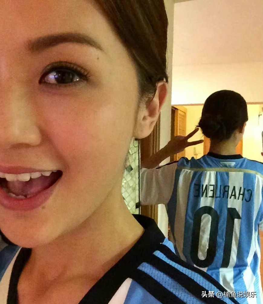 阿sa签名照,2022世界杯梅西亲笔签名球衣