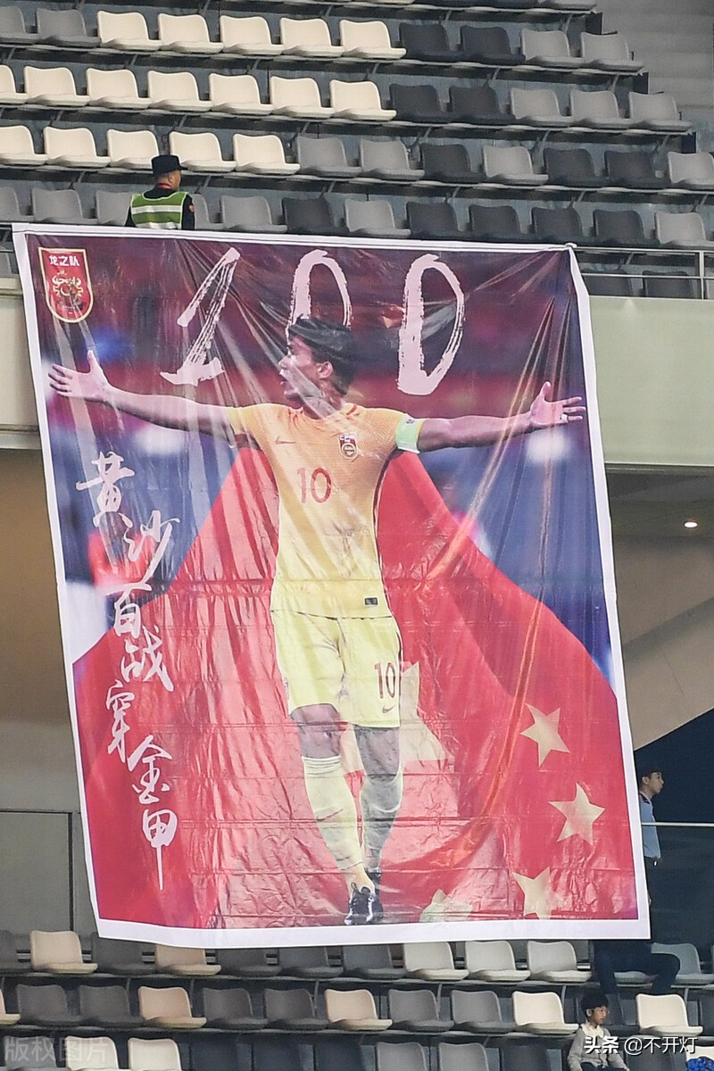 郑智在广州恒大十大高光时刻,郑智撑起了困境中的广州队