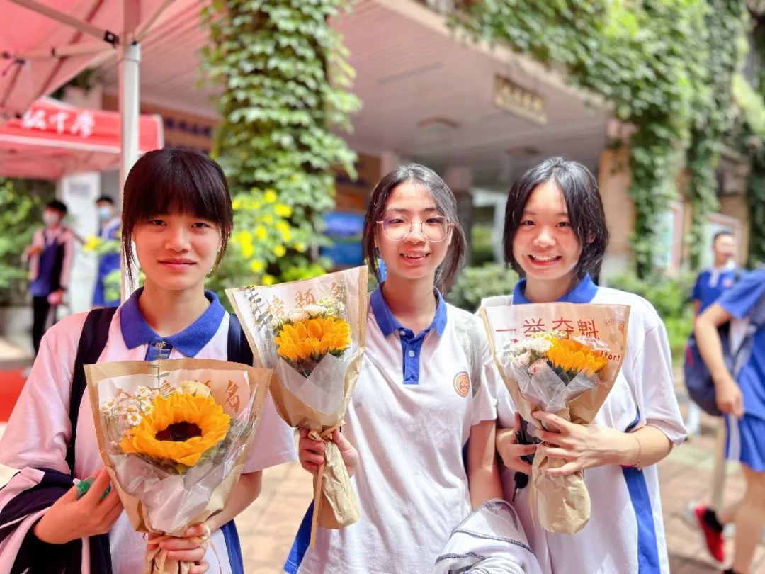 深圳中考第一天现场,深圳中考第一现场