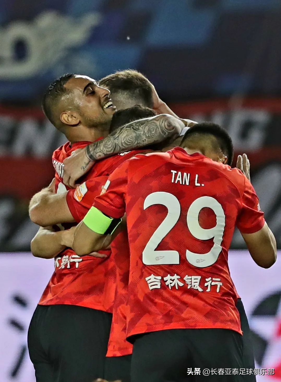 【亚泰集锦】亚泰走出伤病困扰火力全开陈洋:更重要的是掌控比赛