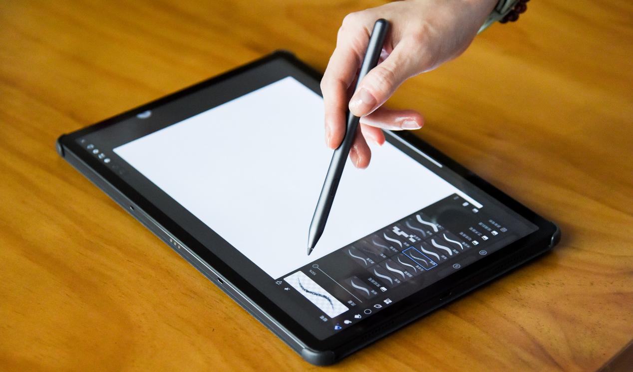 联想小新PadPro12.7英寸测评,联想小新padpro12.7平板王者测评