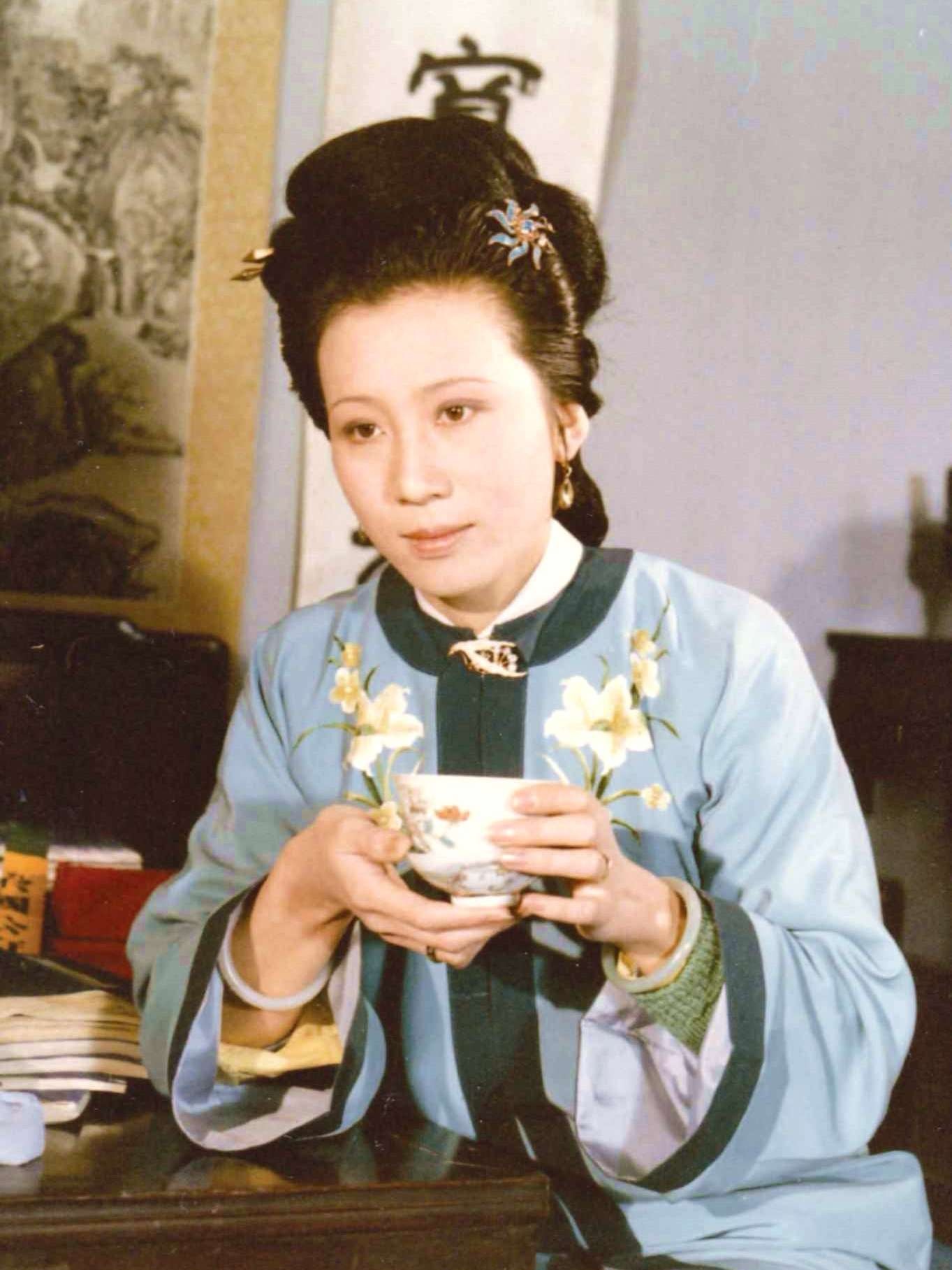 为什么说贾政觉得宝玉配不上黛玉,贾政为什么不懂贾宝玉