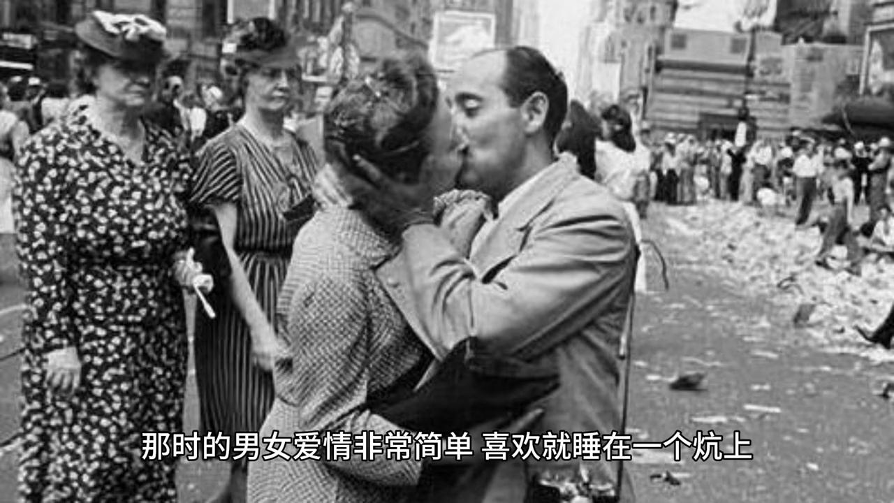 母亲说：什么海？那是大坑！大坑还在，母亲走了……