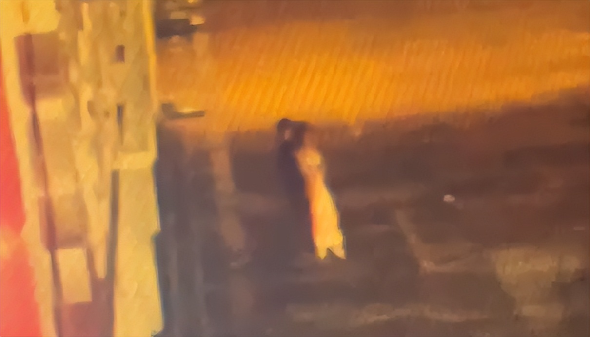 18岁女生回应遭网约车司机性侵,18岁女大学生疑遭网约车司机性侵