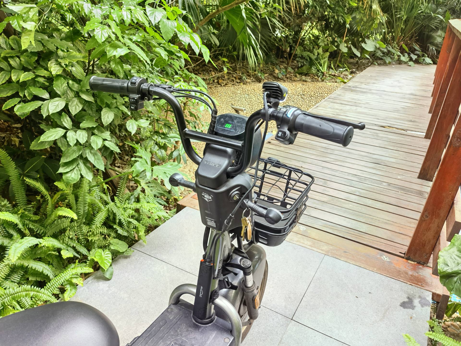 3000流明自行车夜骑灯,迈极炫rn3000与mj902s