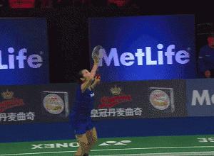 劈吊和劈杀用的是正手还是反手,正手劈吊劈杀慢动作分解