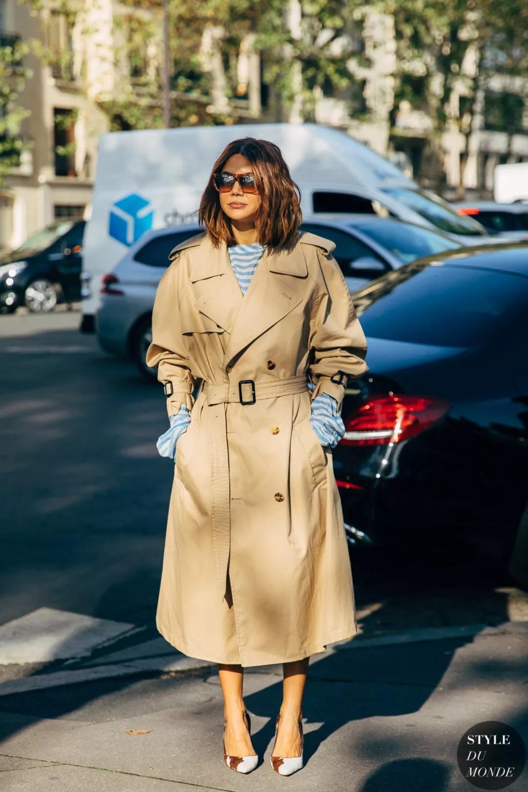 驼色外套内搭什么色彩打底,158梨形身材驼色大衣搭配高级感