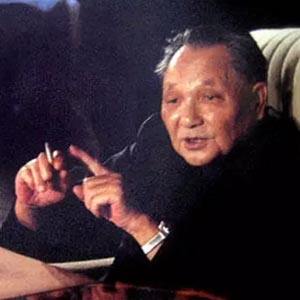 毛主席为她题词，*小平邓**为她灭烟，她是最传奇的影星