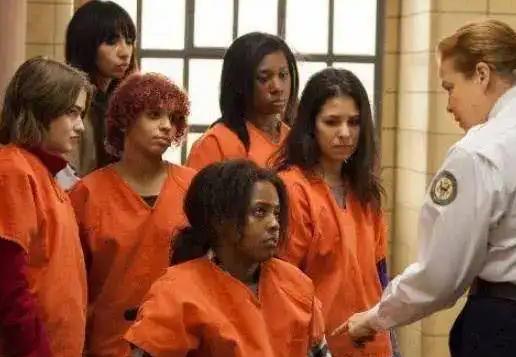 2.4万女囚流放澳洲,从生娃器到国母,她们是澳大利亚第一批公民