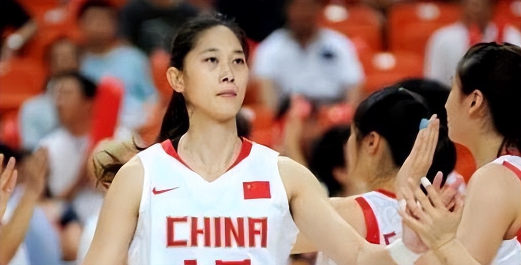 中国女篮王思雨照片好看一点的,徐杰和张茹王思雨身高啥关系