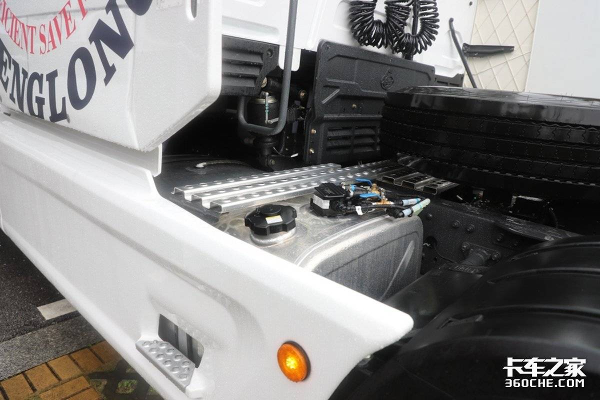 能洗澡做饭的床车,能洗澡带大床的房车