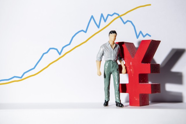 美元存款利率0.8%买完变4%利率,美元存款利率涨10倍