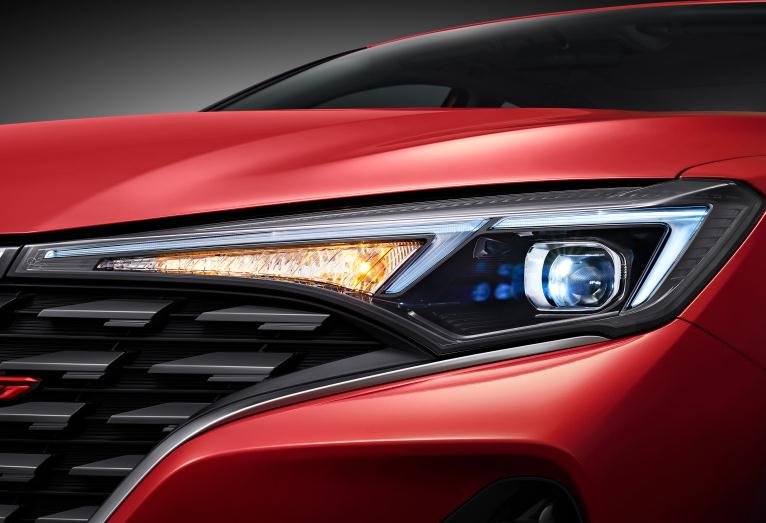 高颜值、大空间，1.4T落地还不到10万元，家用轿车选它错不了