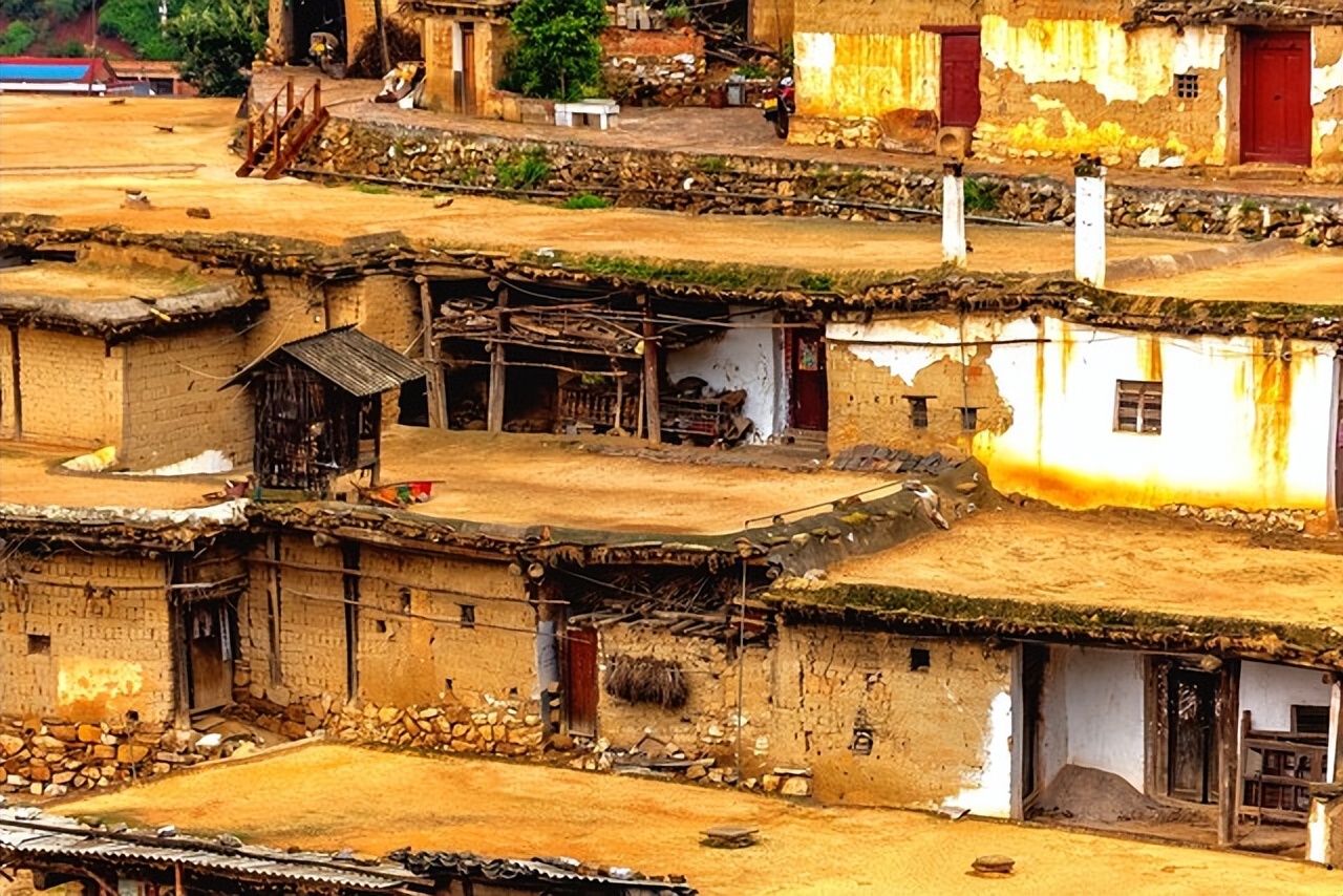 违规加盖房屋强制拆除的最新政策,正在搭盖的违建能直接拆吗