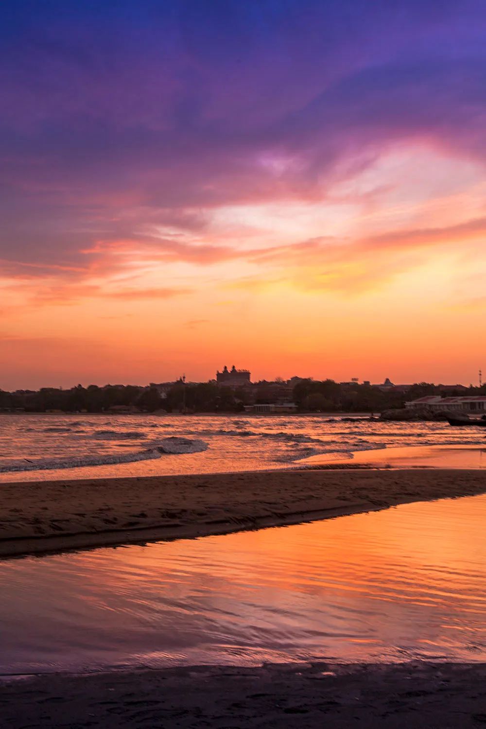 北戴河为什么会成为避暑胜地之一,北戴河为什么能成为避暑胜地