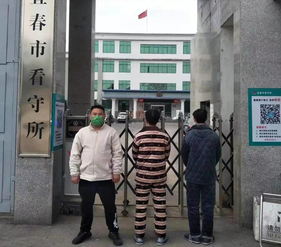 12人出租银行卡获刑拘,抓获出借银行卡刑拘人员