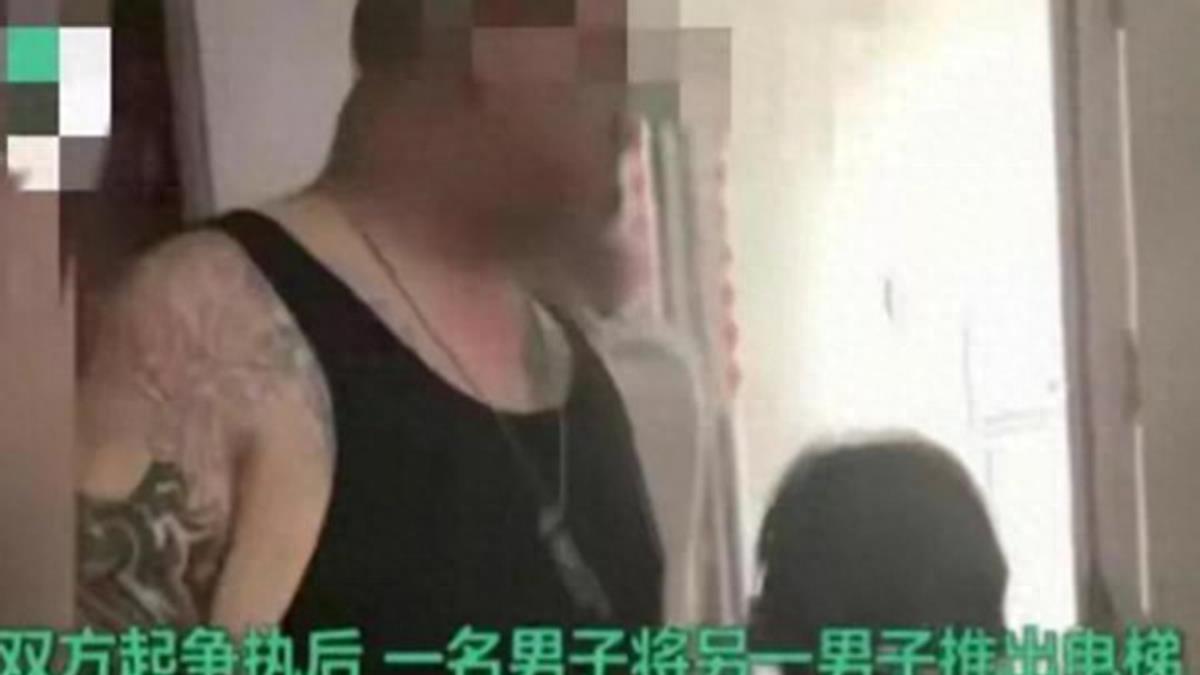 霸占电梯殴打他人事件警察回复,霸占电梯殴打邻居叫嚣黑社会