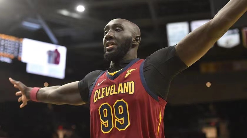 巨人法尔身高多少,法尔2米29