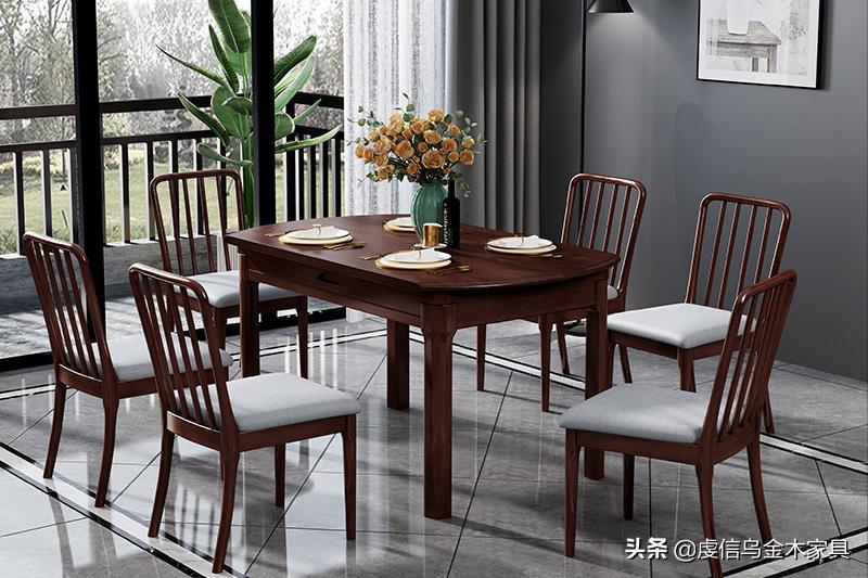 杨先生2万余元买实木家具，在密闭空间放了两天，打开门气味刺鼻