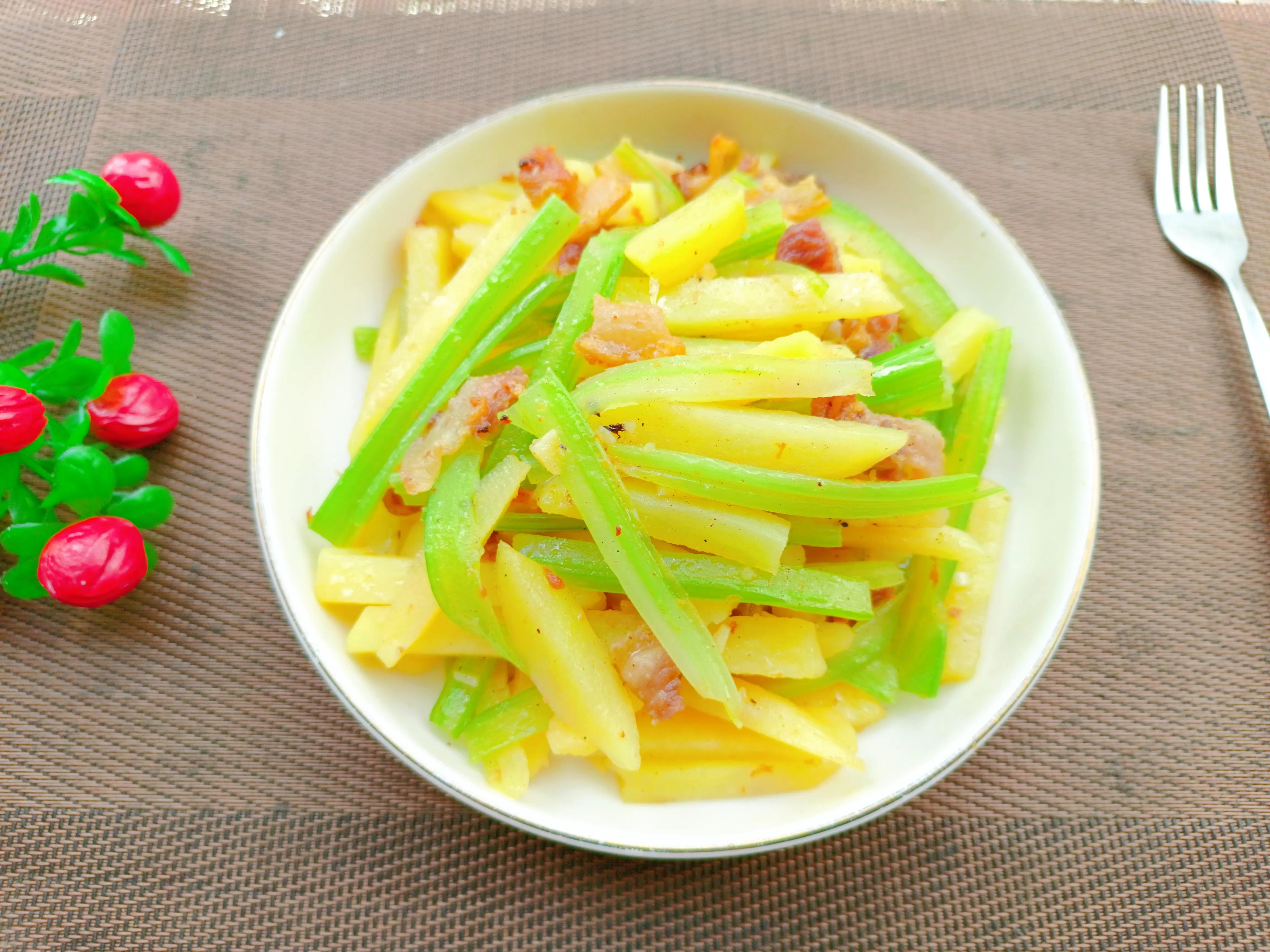 西红柿和豆腐可以给儿童吃吗,夏季孩子长高食谱西红柿