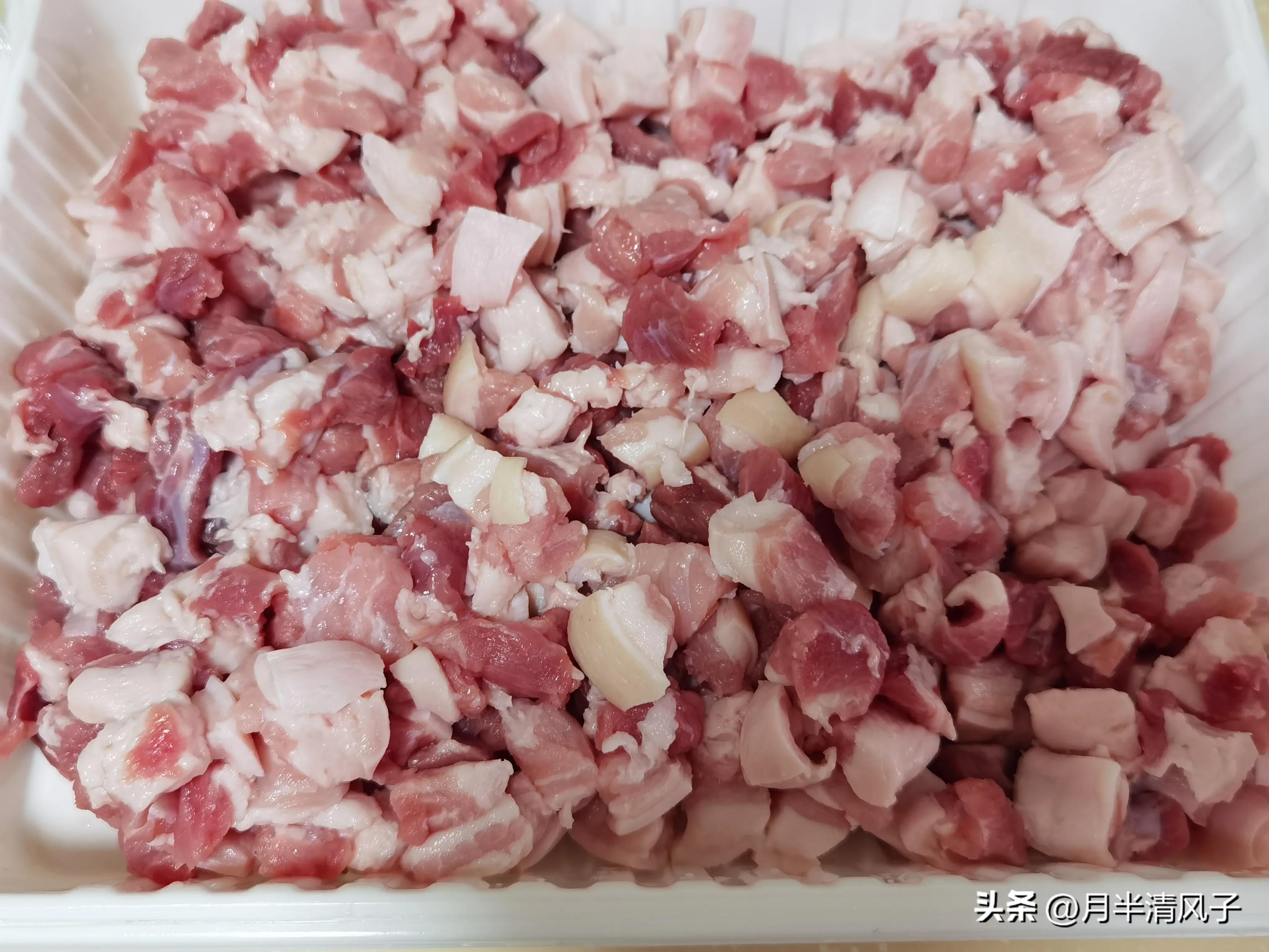 爆汁叉烧包做法视频,第一次做爆汁叉烧包和刀切馒头