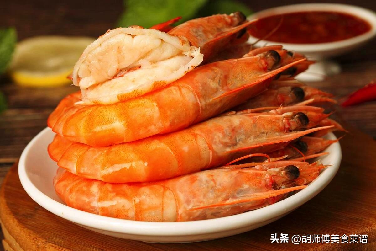 水煮虾为什么水是黄色的,水煮虾是冷水下还是水开下