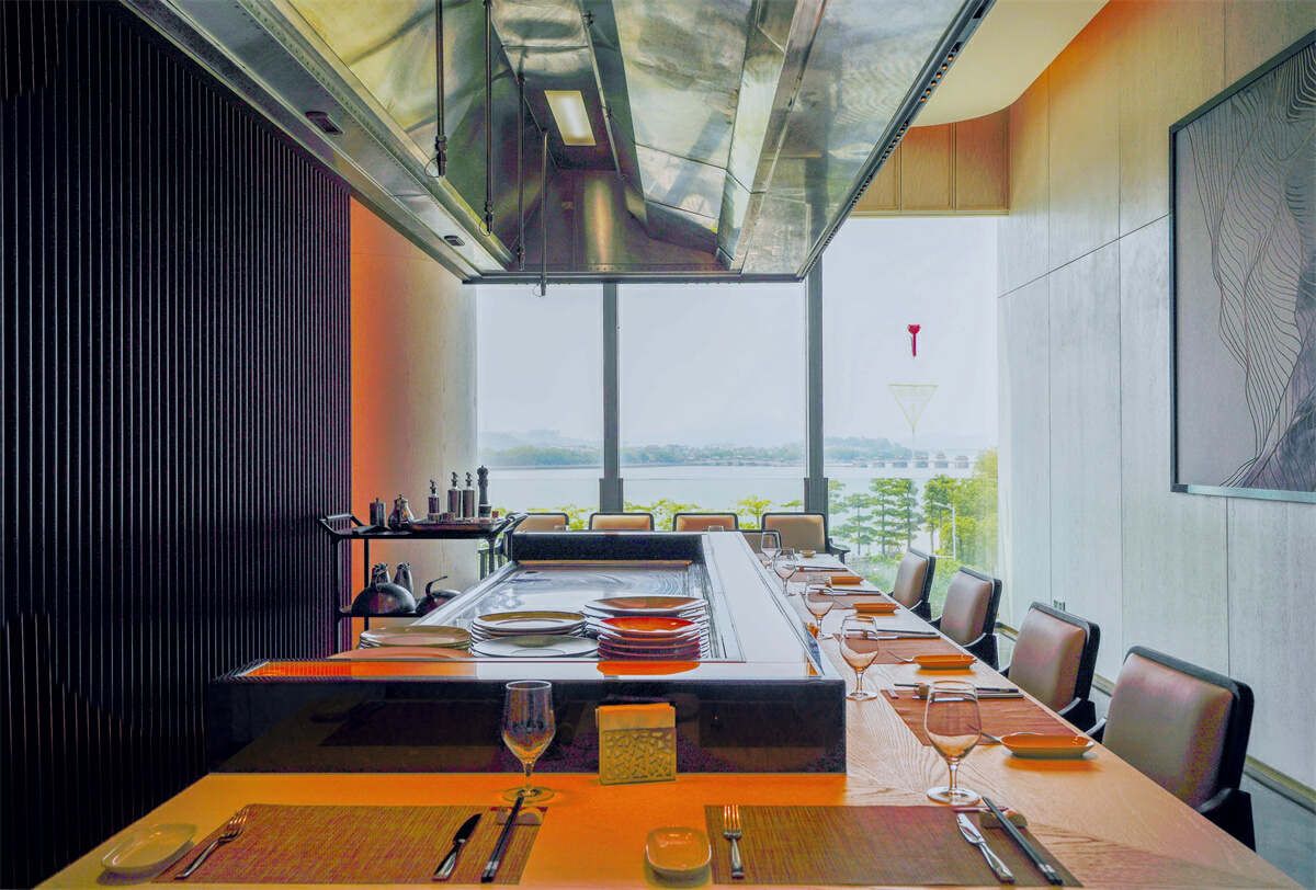 潮州腾瑞皇冠假日酒店客房,潮州腾瑞皇冠假日酒店旁边小区