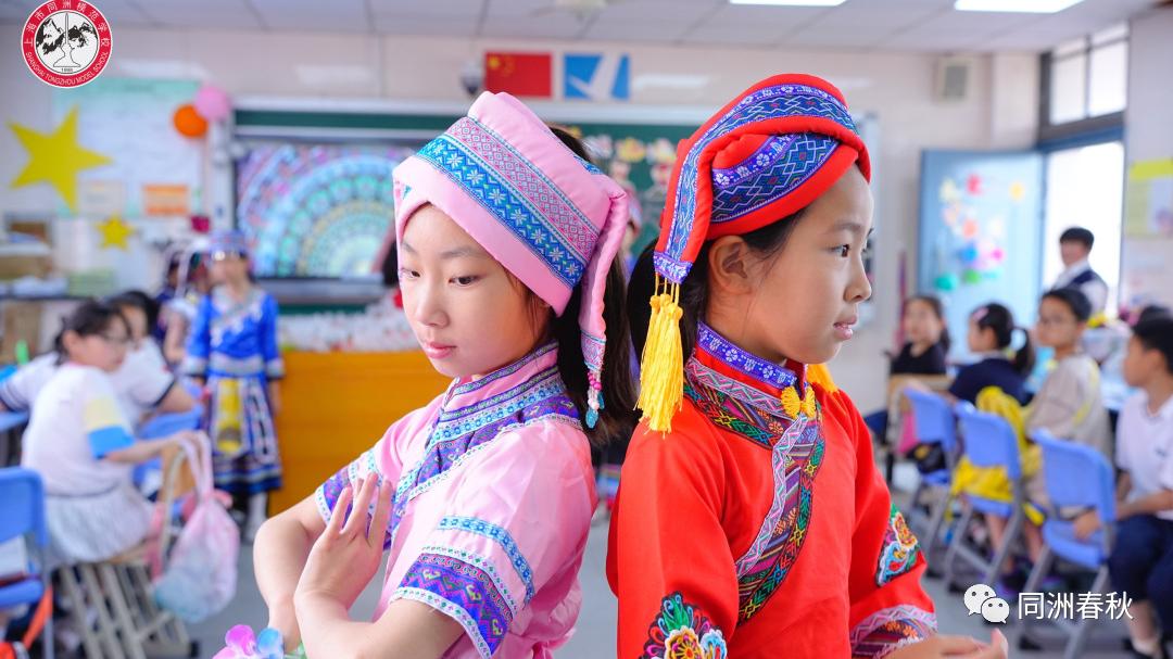 首届56个民族服饰创意大赛,五十六个民族服饰展介绍