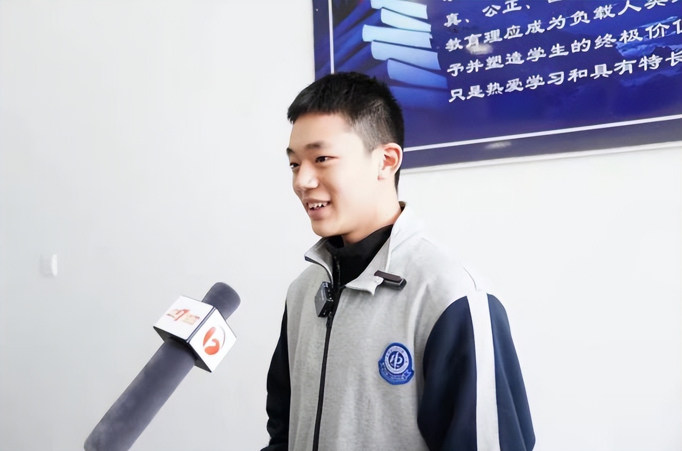 儿子初中到高中身高的变化,孩子到了高中身高猛涨