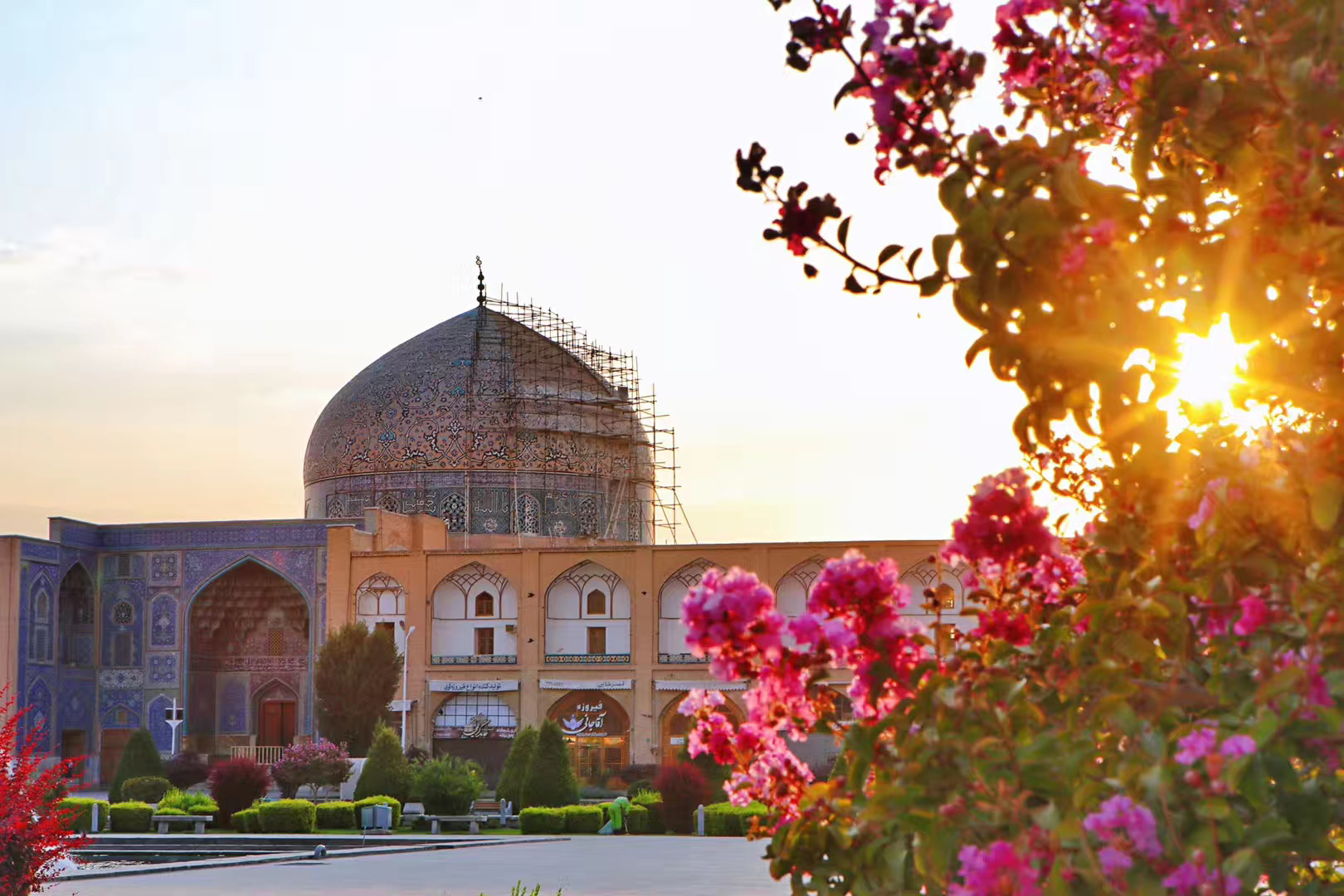 卡塔尔男足3-2伊朗男足,卡塔尔伊朗足球哪个厉害