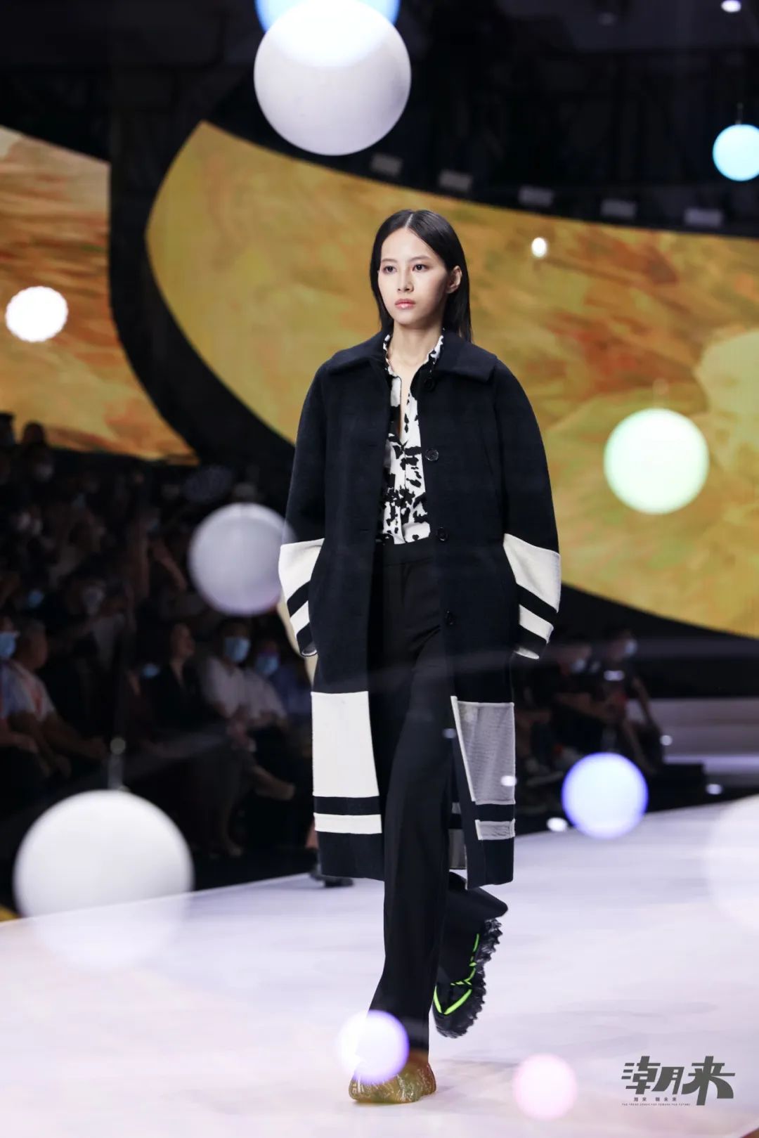 「無限·共生」2022/23秋冬中国国际皮革裘皮时装流行趋势发布