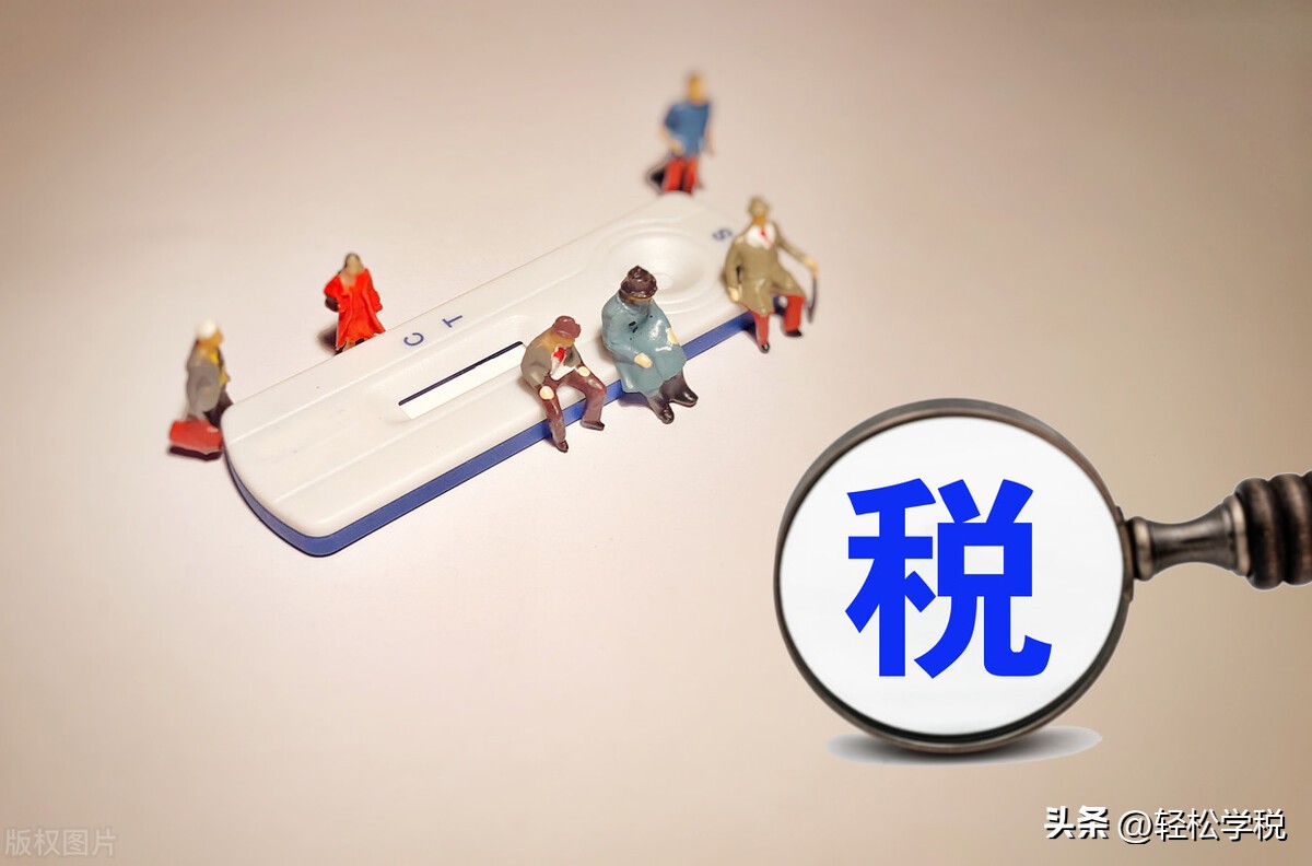 95后夫妻摆摊日入9000元摊位费,95后夫妻摆摊日入9000元卖的是什么