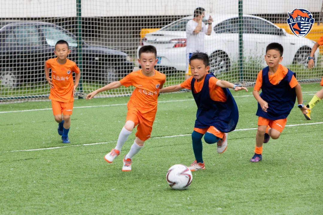 “球动一夏”！青岛海牛第18届足球研学夏令营开营